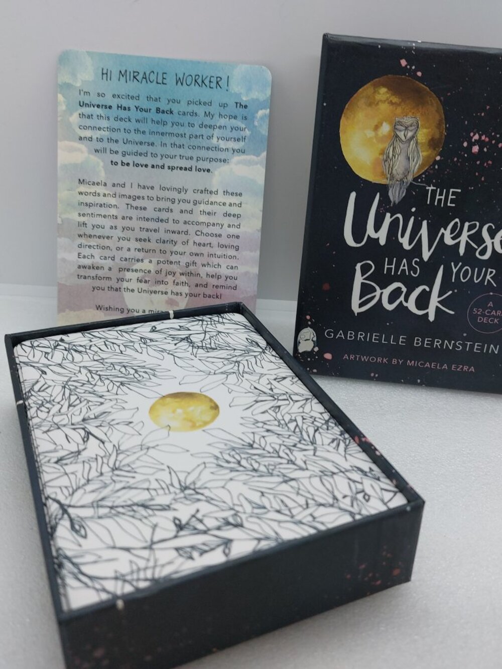 The Universe Has Your Back by Gabrielle Bernstein 52 Oracle Card Deck